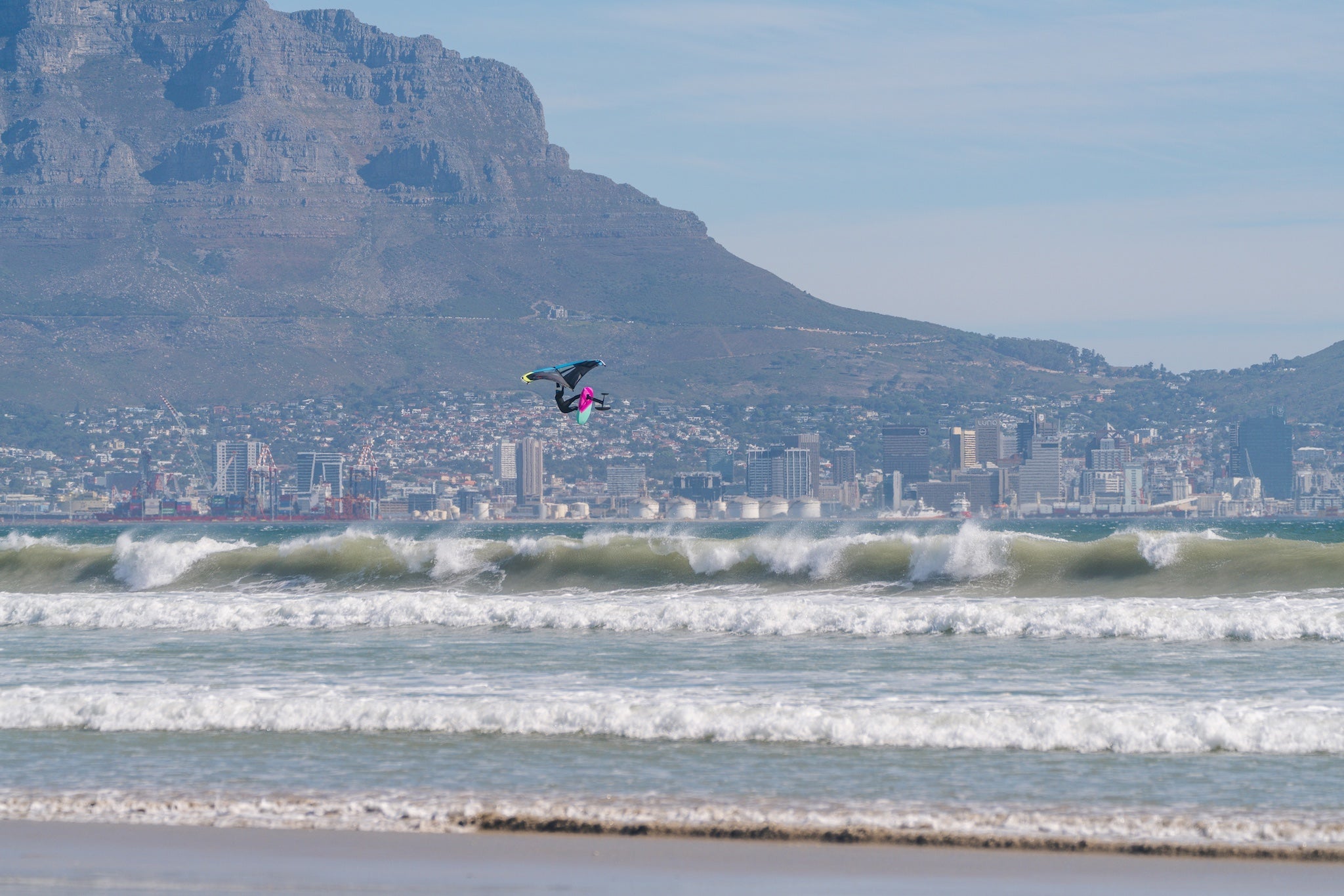 ENSIS-TOPSPIN-ACE_Cape-Town-Air_by-Tobias-Meier