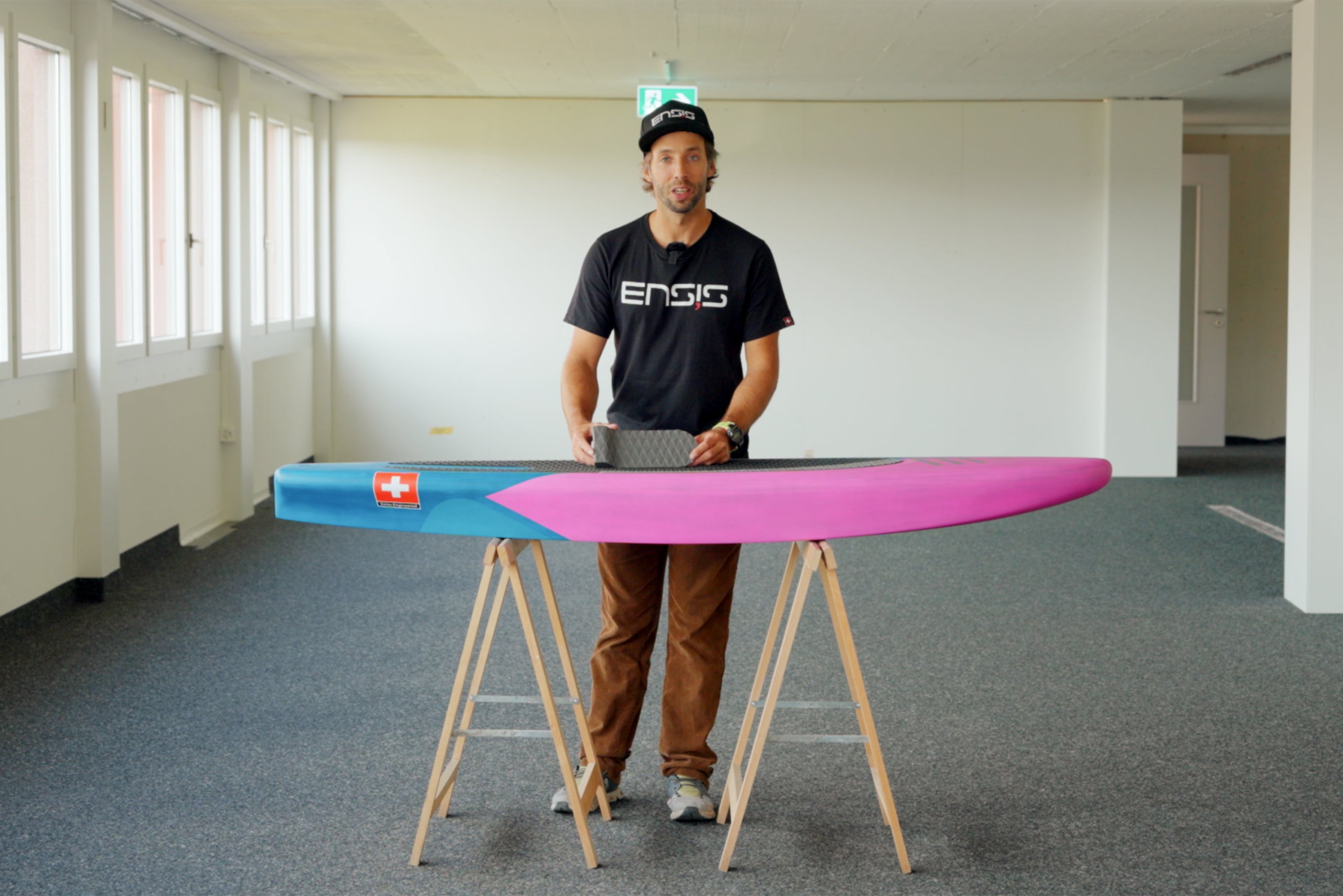 ENSIS-WALTZ-Tail-Kicker-Pad-How-To-01