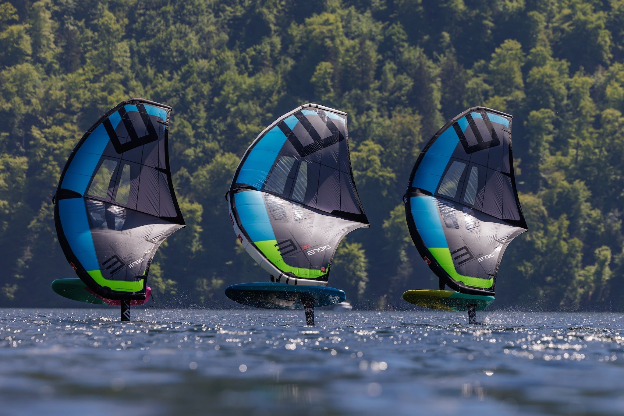 ENSIS-TOPSPIN_3-Wings-Riding-Close_by-David-Kurth